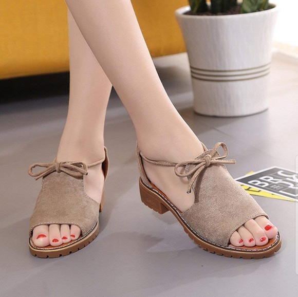 Rose 🌹 Boutique Shoes - NEW SIZES | Lace up Wedge Sandals